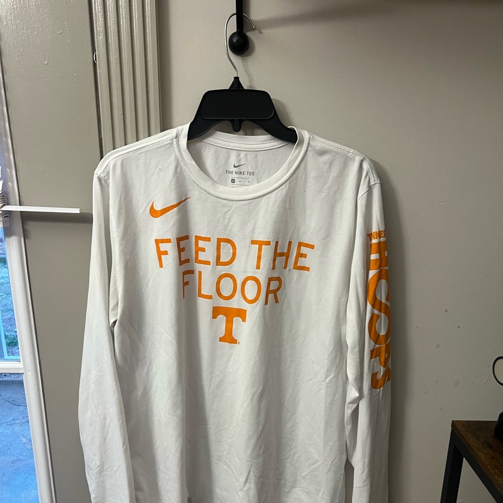 Nike Feed The Floor Long Sleeve